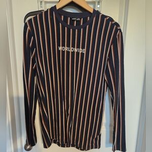 Mens size small crew necklace.